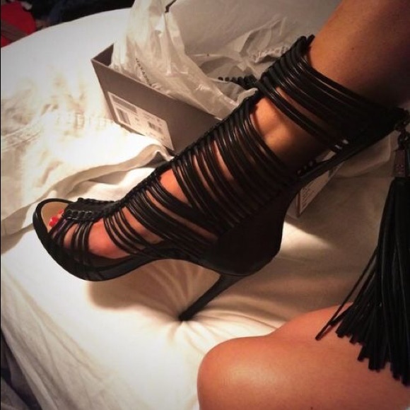 Meet your Posher, Bonnie - Picture 2 of 7